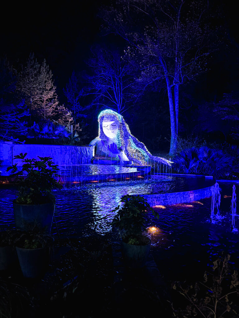 earth goddess chrstmas lights